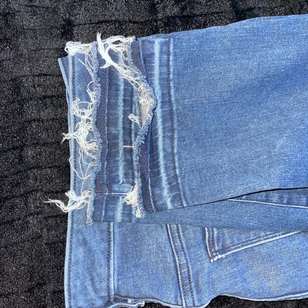 Universal Thread jeans - Picture 6 of 6